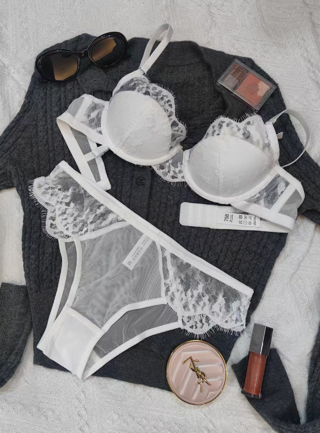 Whisper Lace Minimizer Bra Set - Image 5