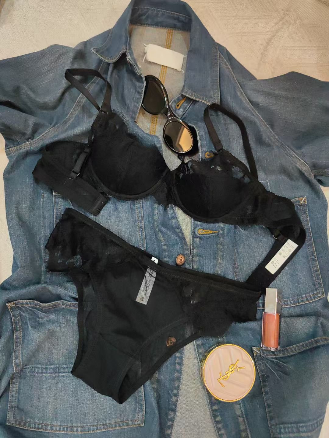 Whisper Lace Minimizer Bra Set - Image 4