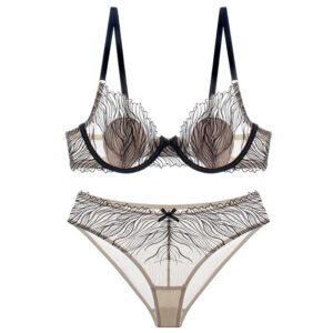 Untamed Grace: Leopard Lace Minimizer Set