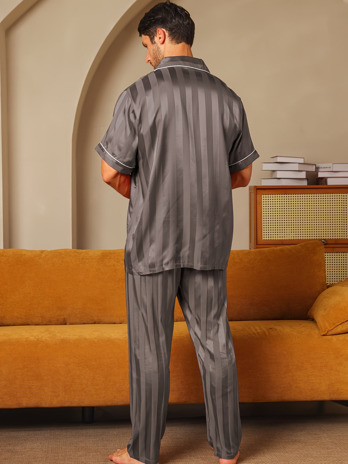 Solid Color Men's Pajamas - Image 7
