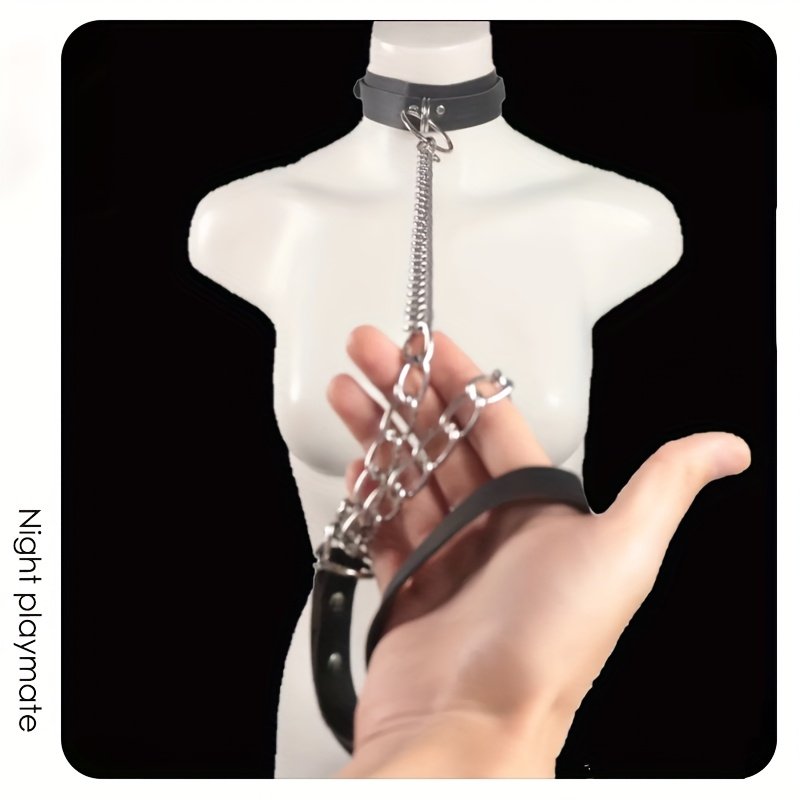 Faux Leather Detachable Chain Traction Collar - Image 3