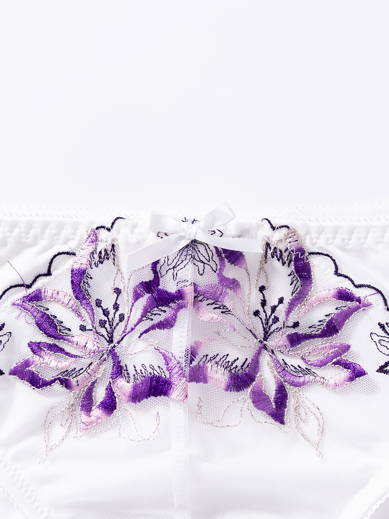 Embroidered Bow Bra Set - Image 9